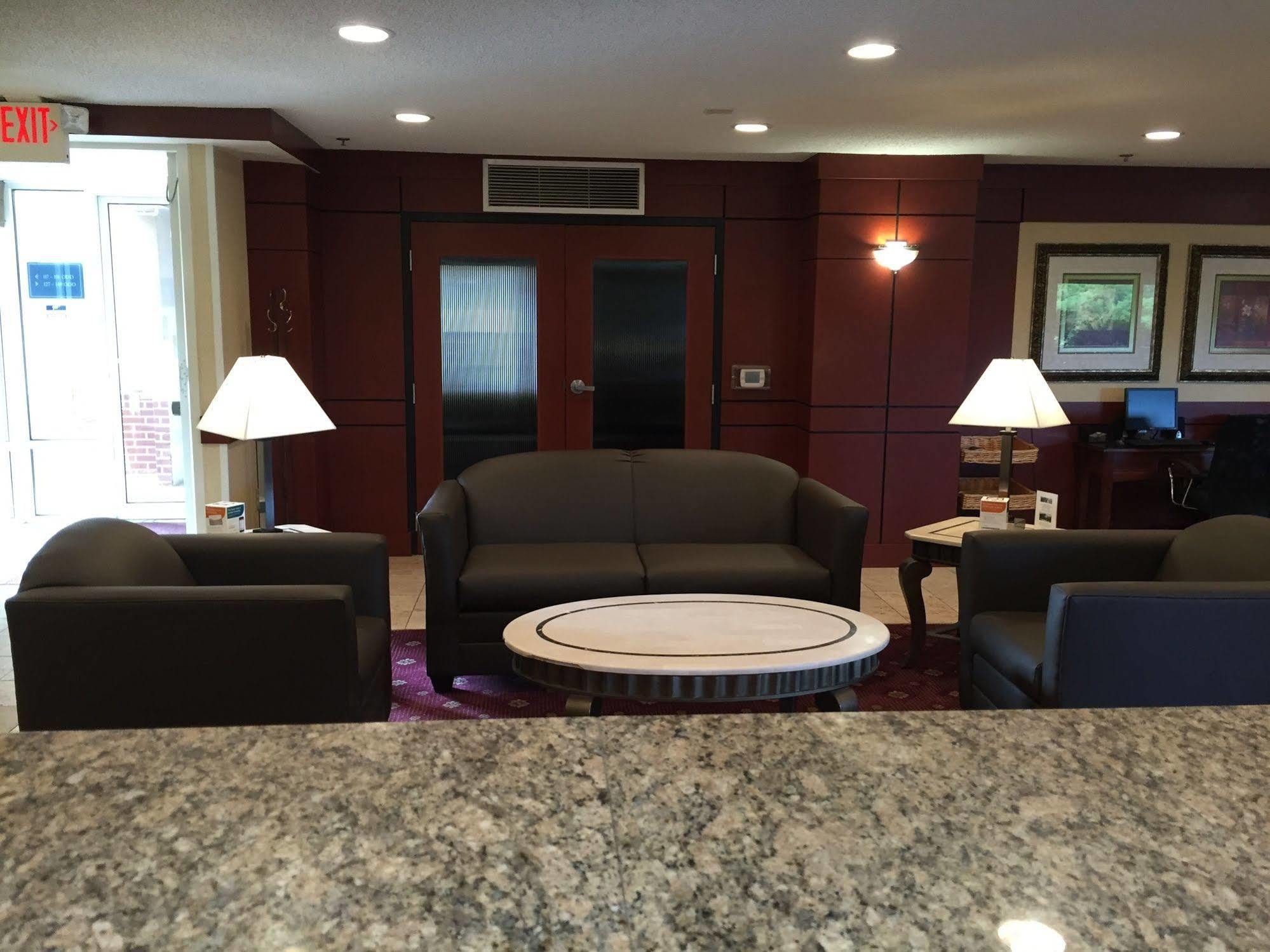 Quality Inn Milwaukee- Brookfield Exterior foto